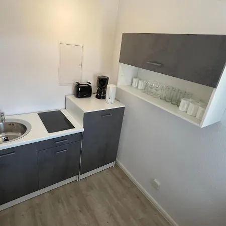 Semlow * שטראלסונד